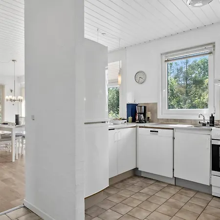 3 Bedroom Lovely In